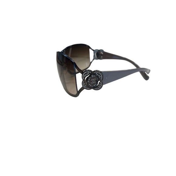 RARE CHANEL SUNGLASSES CAMELLIA SWAROVSKI CRYSTALS Platinum Gray VINTAGE Flower - Picture 2 of 13
